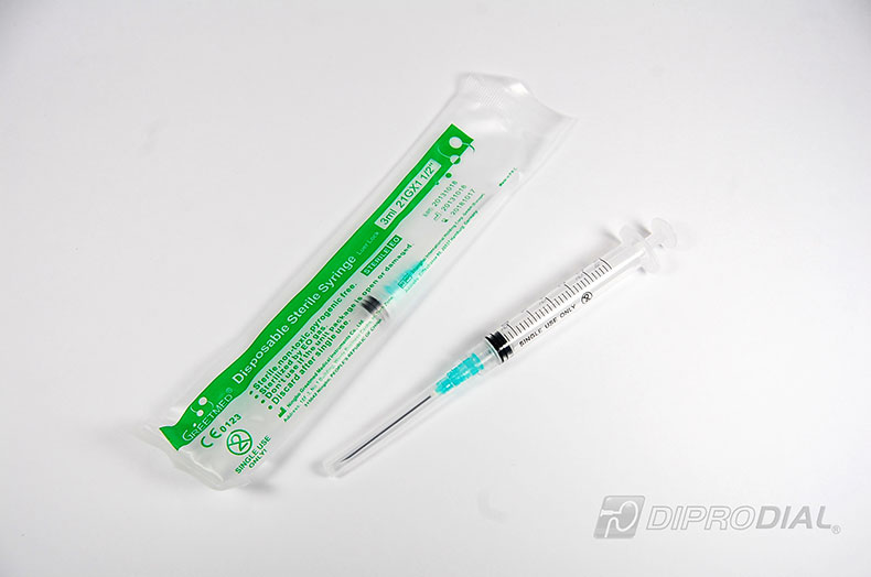 JERINGA HIPODÉRMICA LUER LOCK CON AGUJA
